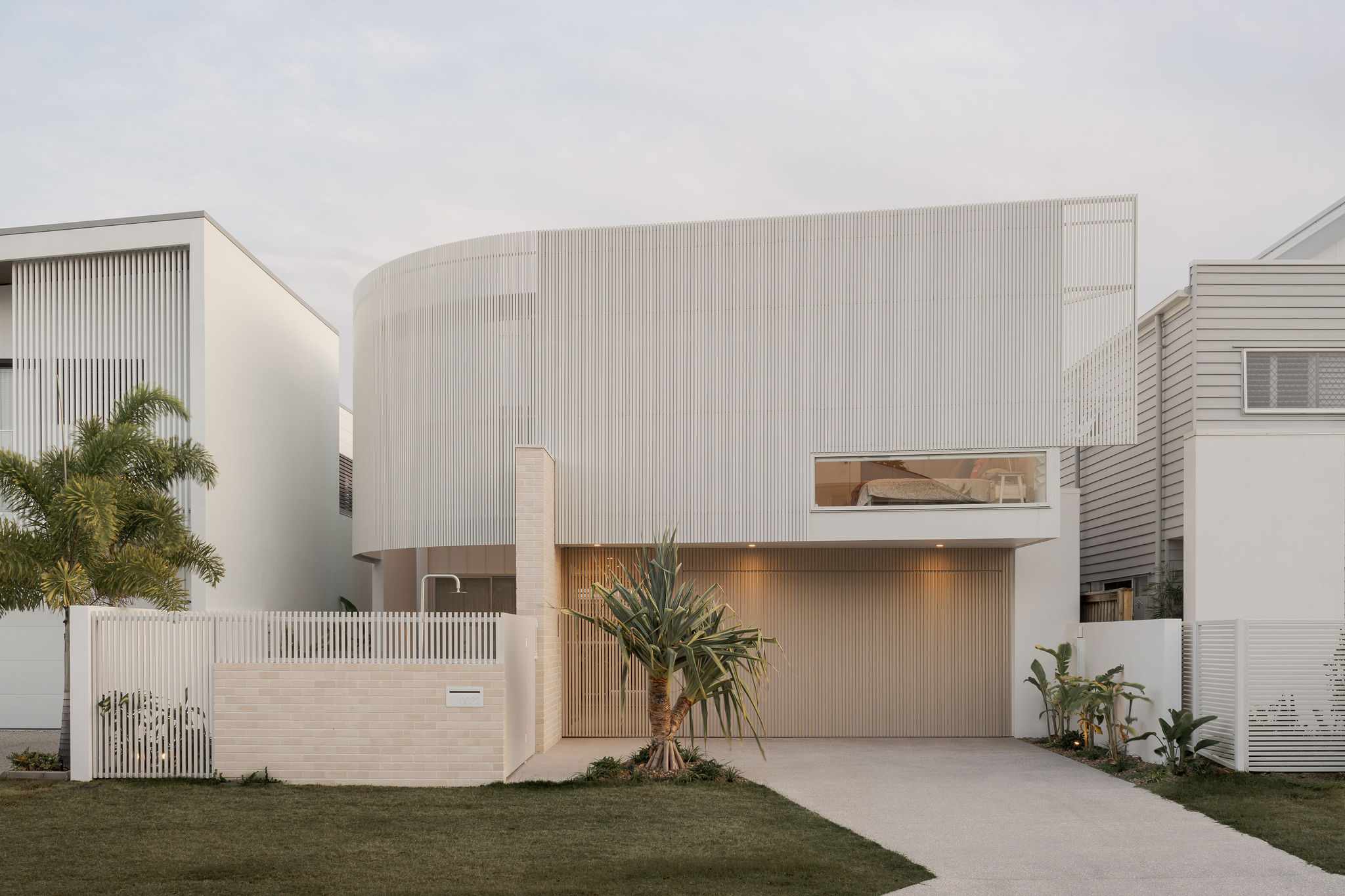 Fabrication House Front Design
